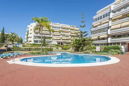 Apartment for sale in Guadalmina, Málaga. 