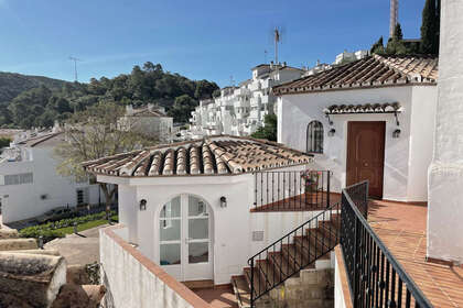 Penthouse for sale in Benahavís, Málaga. 