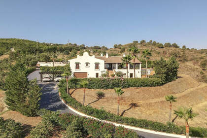 Cluster house for sale in Coín, Málaga. 