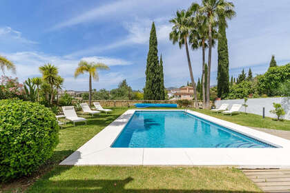 Cluster house for sale in Mijas Golf, Málaga. 