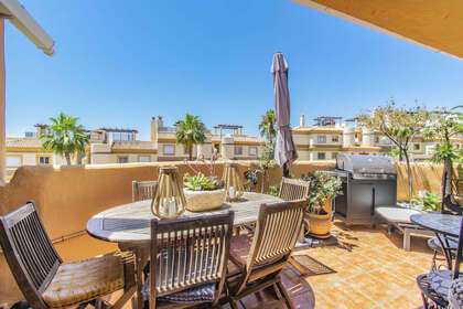 Penthouse for sale in Calahonda, Mijas, Málaga. 