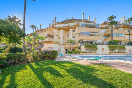 Apartment for sale in Elviria, Marbella, Málaga. 