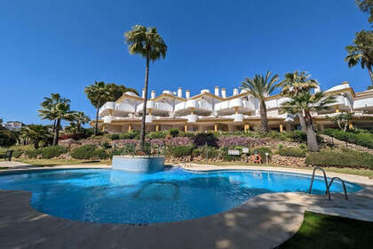 Penthouse for sale in Calahonda, Mijas, Málaga. 