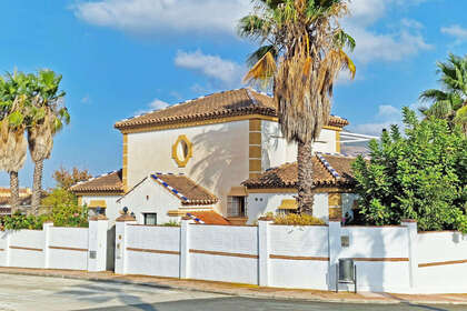 Cluster house for sale in Coín, Málaga. 