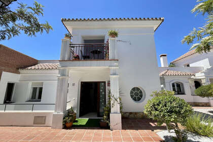 House for sale in Riviera Del Sol, Marbella, Málaga. 