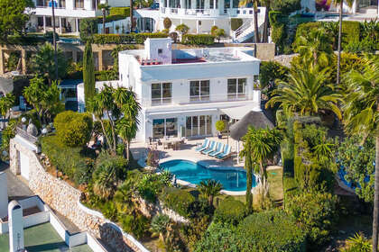 Cluster house for sale in Puerto Banús, Marbella, Málaga. 