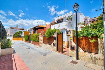 House for sale in Coín, Málaga. 