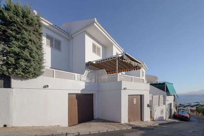 House for sale in Cerrado de Calderon, Málaga. 