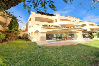 Apartment for sale in Elviria, Marbella, Málaga. 