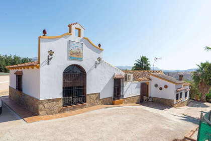 Ranch for sale in Alora, Málaga. 