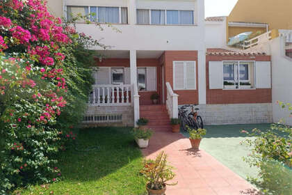 House for sale in Fuengirola, Málaga. 