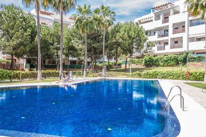 Apartment for sale in Cala Del Moral, La, Málaga. 