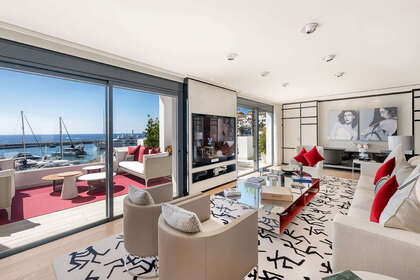 Penthouse for sale in Puerto Banús, Málaga. 