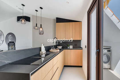 Apartment for sale in Puerto Banús, Marbella, Málaga. 