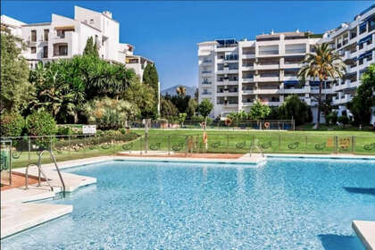 Apartment for sale in Puerto Banús, Málaga. 