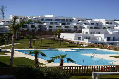 Apartment for sale in Cala Del Moral, La, Málaga. 