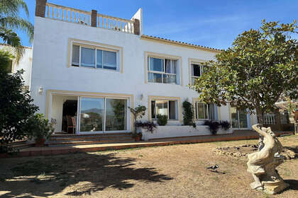 Cluster house for sale in Cerros Del Lago, Marbella, Málaga. 