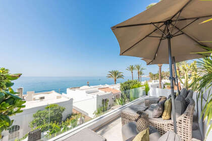 House for sale in Puerto Banús, Marbella, Málaga. 