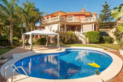 Cluster house for sale in Torremolinos, Málaga. 