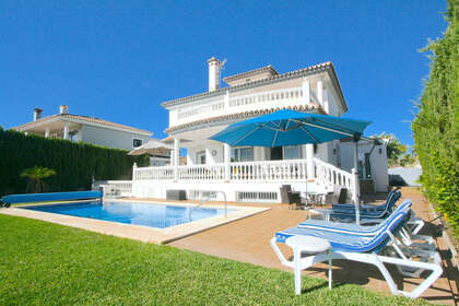 Cluster house for sale in Mijas Golf, Málaga. 