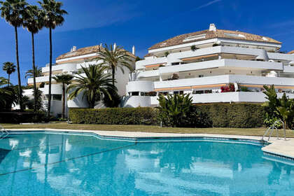 Penthouse for sale in Puerto Banús, Marbella, Málaga. 