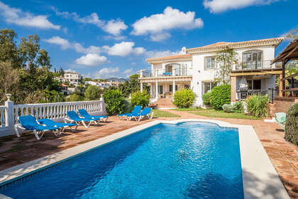 Cluster house for sale in Elviria, Marbella, Málaga. 