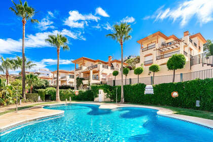 Cluster house for sale in Riviera Del Sol, Marbella, Málaga. 