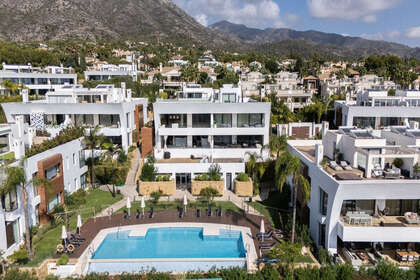 Apartment for sale in Sierra Blanca, Marbella, Málaga. 