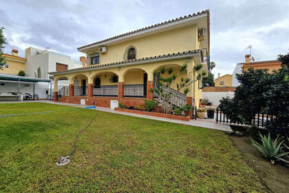 Cluster house for sale in El Coto, Mijas, Málaga. 