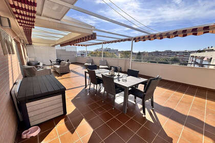 Penthouse for sale in Las Lagunas, Fuengirola, Málaga. 