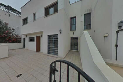 House for sale in Fuengirola, Málaga. 