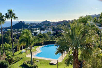 Ático venta en Arroyo de la Miel, Benalmádena, Málaga. 