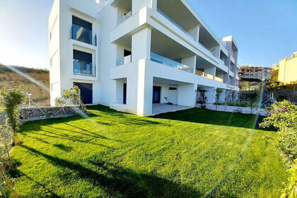 Apartment for sale in Calanova Golf, Mijas, Málaga. 