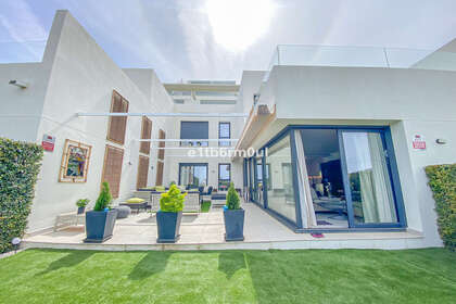 Cluster house for sale in Casares, Málaga. 