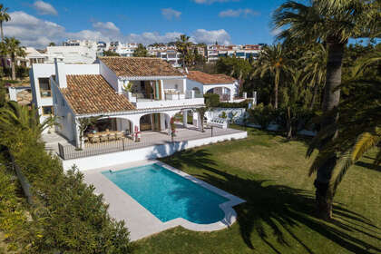 Cluster house for sale in Río Real, Marbella, Málaga. 