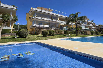 Apartment for sale in Puerto de Cabopino, Marbella, Málaga. 