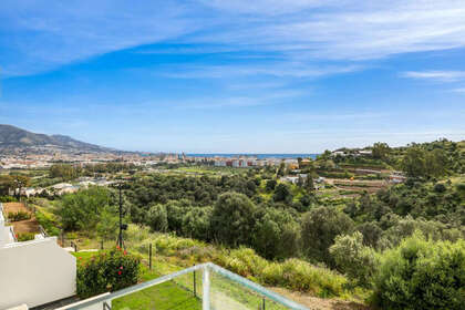 Апартаменты Продажа в Cala Del Moral, La, Málaga. 