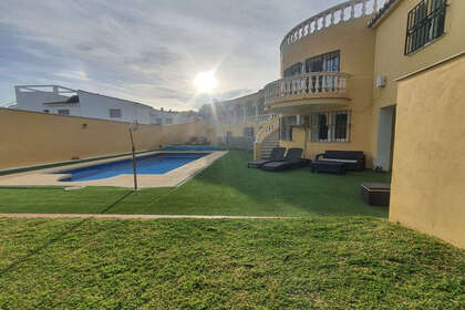 Таунхаус Продажа в Mijas, Málaga. 