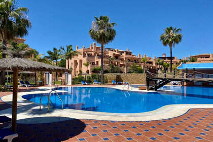 Апартаменты Продажа в Estepona, Málaga. 
