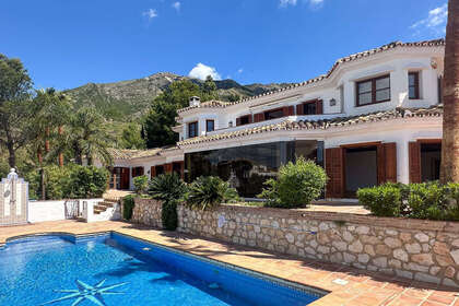 Таунхаус Продажа в Valtocado (Mijas), Málaga. 