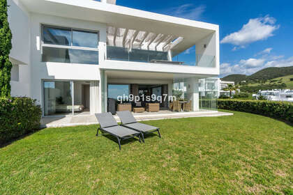 Апартаменты Продажа в Casares, Málaga. 