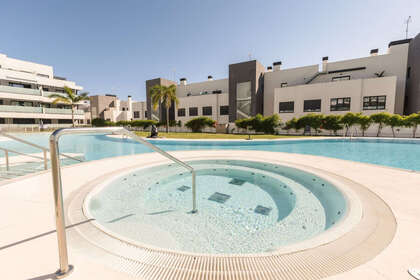 Апартаменты Продажа в Cala Del Moral, La, Málaga. 