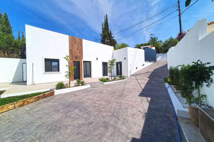Cluster house for sale in Coín, Málaga. 