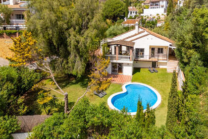 Cluster house for sale in Marbella, Málaga. 