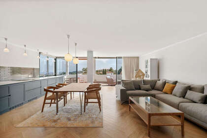 Apartment for sale in Nueva andalucia, Málaga. 