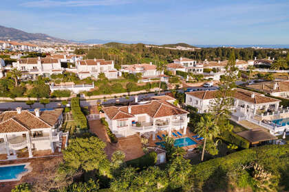 Cluster house for sale in Mijas Costa, Málaga. 