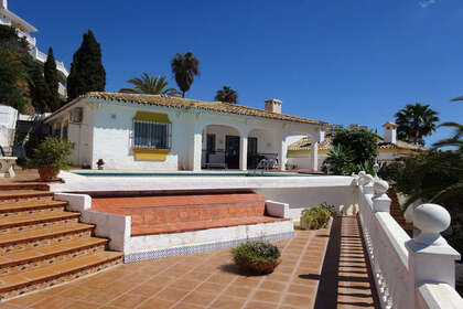 Cluster house for sale in Riviera Del Sol, Marbella, Málaga. 