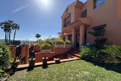 Cluster house for sale in La Sierrezuela, Mijas, Málaga. 