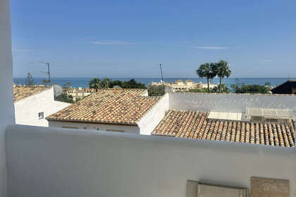 Apartment for sale in Cala Del Moral, La, Málaga. 