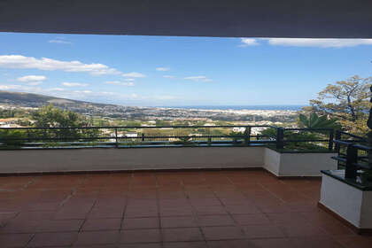 Apartment for sale in Benalmádena, Málaga. 